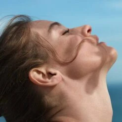 3 In 1 Makeup Removing Marine Jelly - Pure Algue -Lunara Beauty Store medias 1041