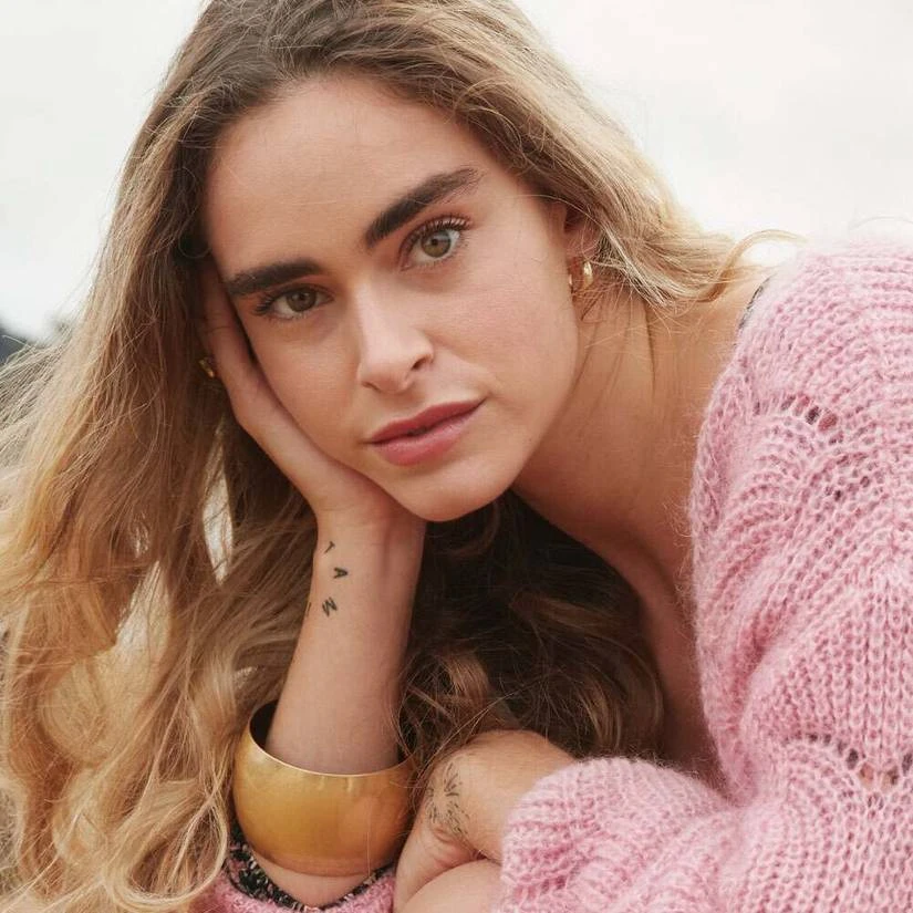 2 In 1 Soothing Makeup Removing & Tonic Milk - Pure Camomille 4 2 In 1 Soothing Makeup Removing & Tonic Milk - Pure Camomille - Image 2