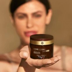 Intense Regenerating Care 13 Intense Regenerating Care -Lunara Beauty Store medias 32