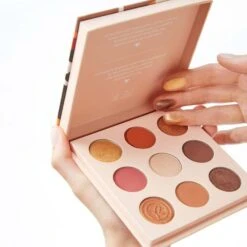 LANDE AMBRÉE Eyeshadow Palette -Lunara Beauty Store medias 379