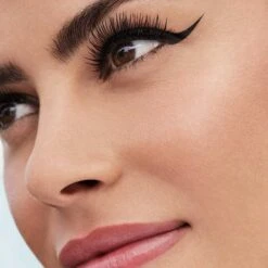 Intense Metamorphose Mascara - Black -Lunara Beauty Store medias 476